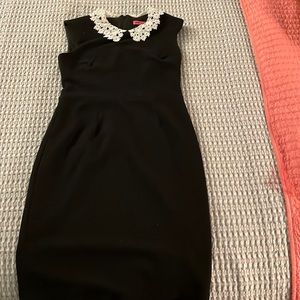 Peter Pan collar Betsey Johnson dress